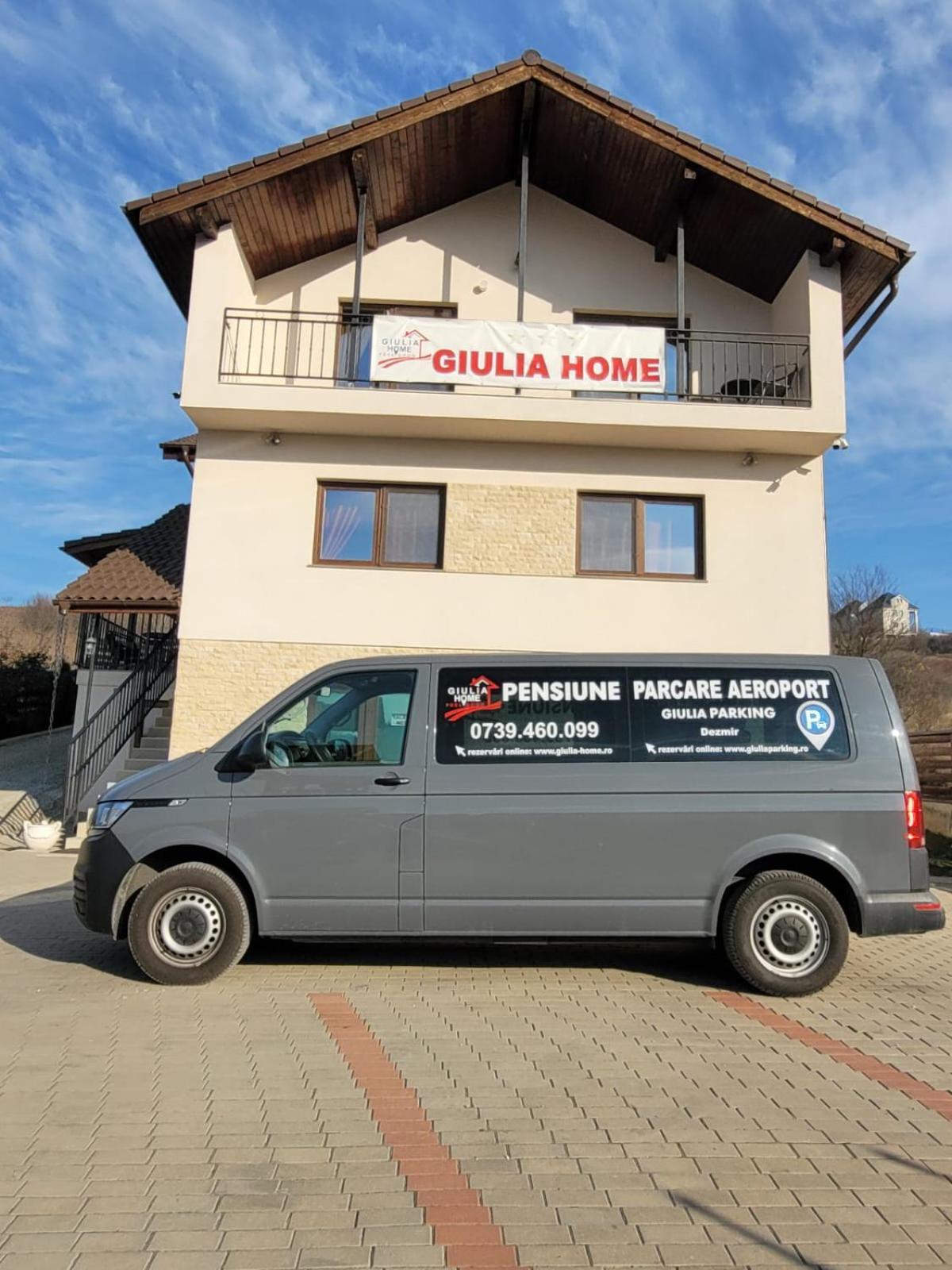 Dezmir Pensiunea Giulia Home מראה חיצוני תמונה